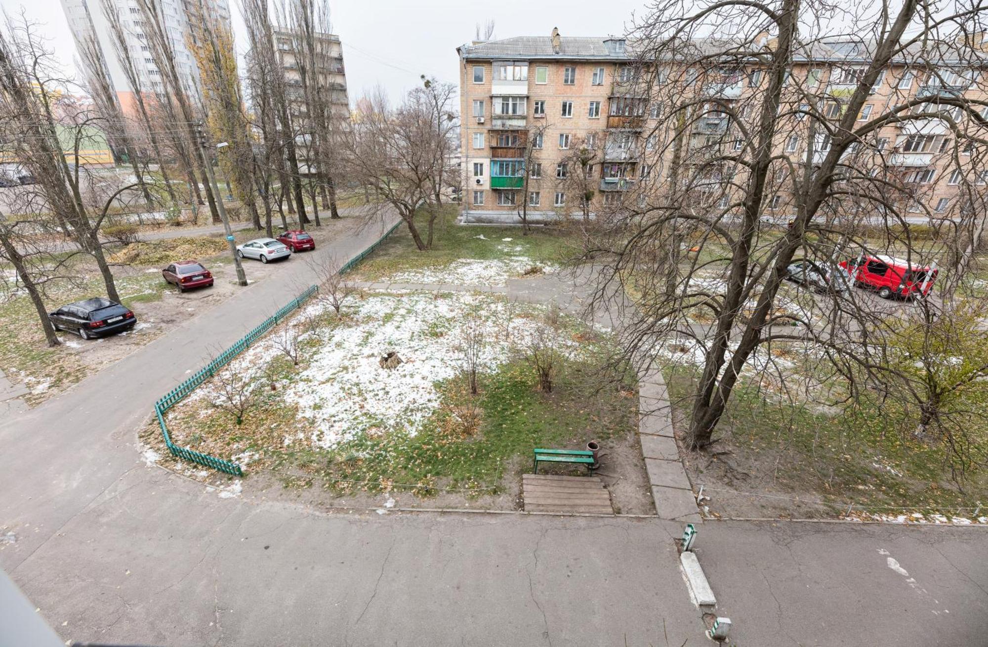 Апартаменти Дарницька Площа Kyiv Exterior photo